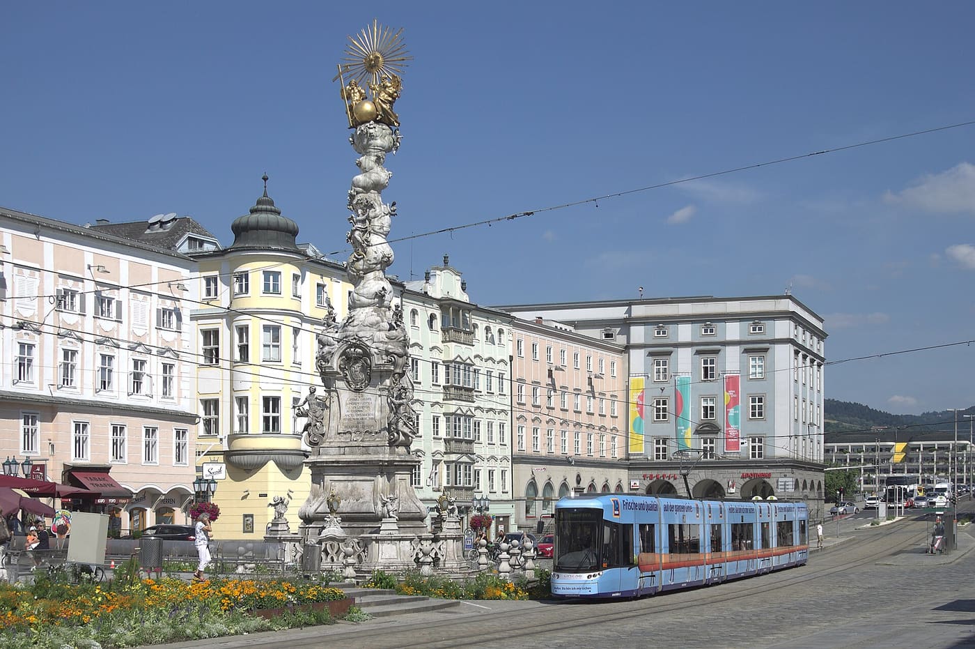 Linzer Hauptplatz mit Dreifaltigkeitssäule