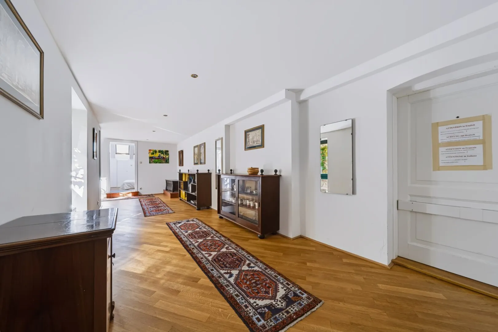 Dachgeschoß mit Galerie und 68 m² Dachterrasse beim Stadtpark, 5 Zimmer